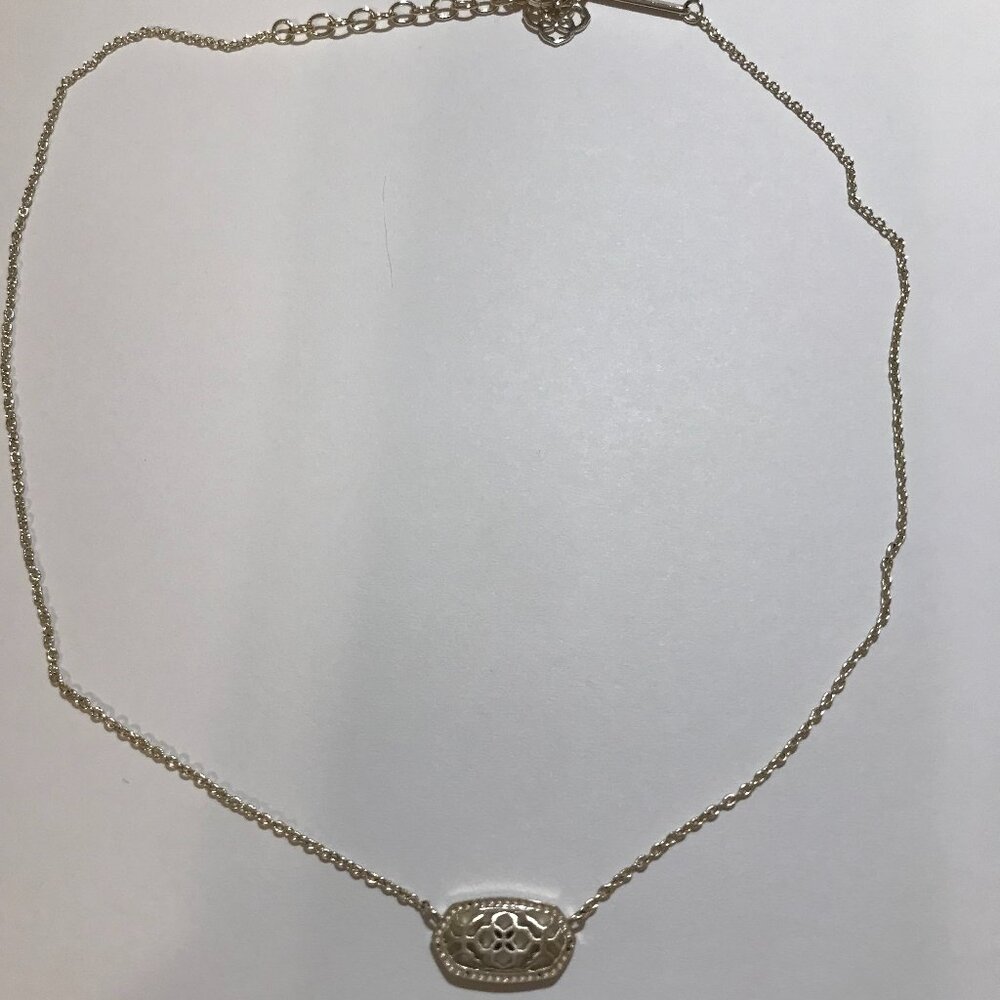 Kendra Scott Elisa Filigree Pendant Necklace